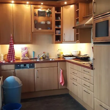 Near Schiphol Airport Homestay *